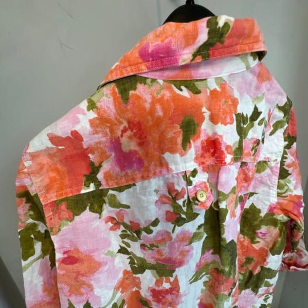 Jones New York Floral 100% Linen 3/4 Roll Tab Sleeve Top (Size Medium) - Picture 3 of 9
